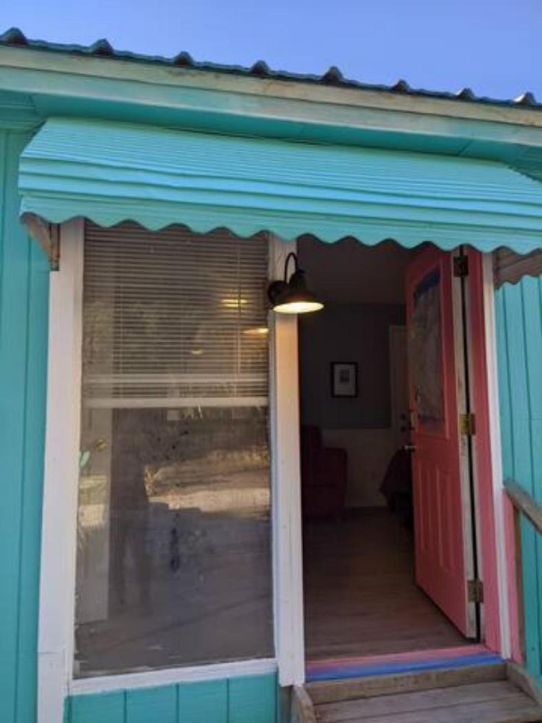 The Panacea Motel Exterior photo